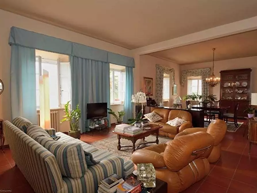 Immagine 32 di Villa in vendita  a Campiglia Marittima