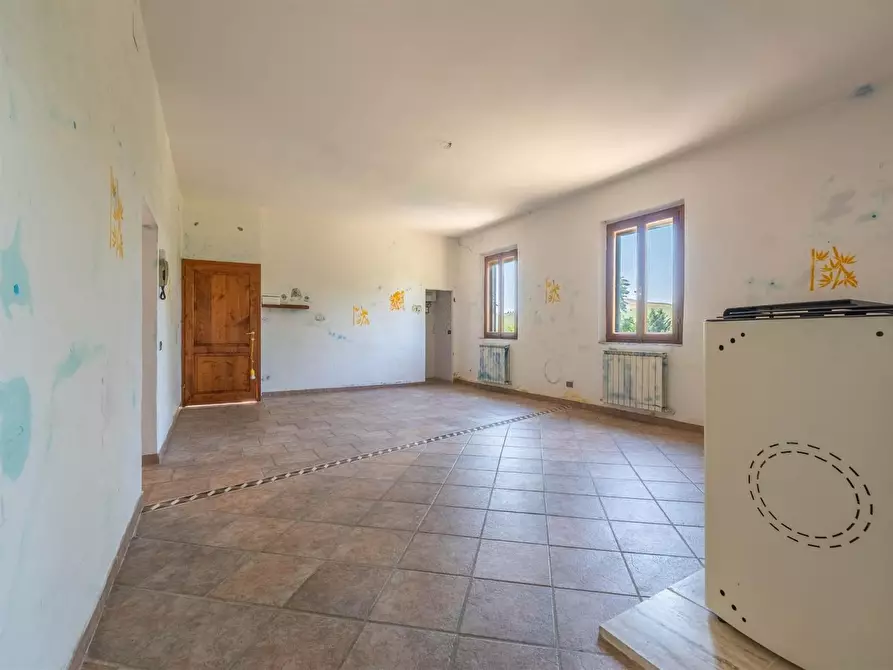 Immagine 34 di Casa colonica in vendita  a Asciano
