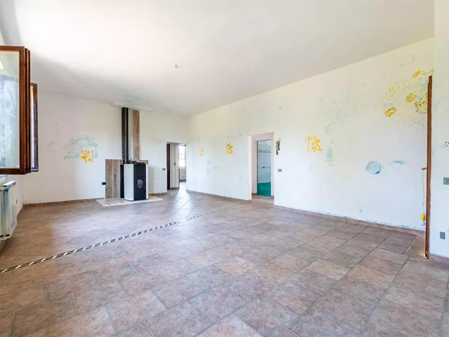 Immagine 33 di Casa colonica in vendita  a Asciano