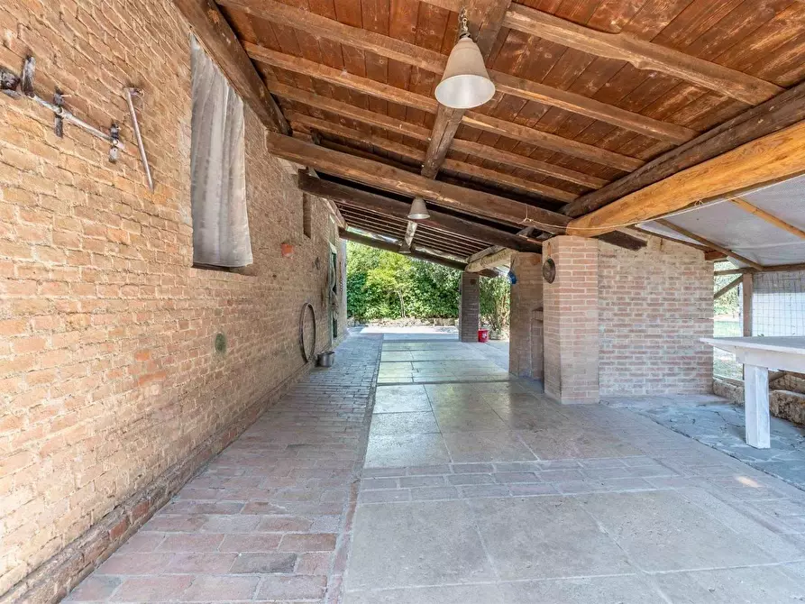 Immagine 28 di Casa colonica in vendita  a Asciano