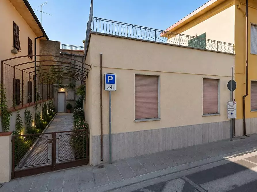Immagine 1 di Appartamento in vendita  a Ponsacco