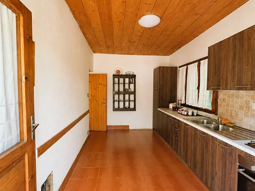 Immagine 6 di Porzione di casa in vendita  a Castel San Niccolò