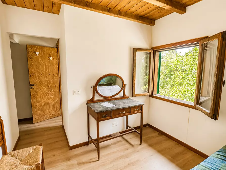Immagine 11 di Porzione di casa in vendita  a Castel San Niccolò
