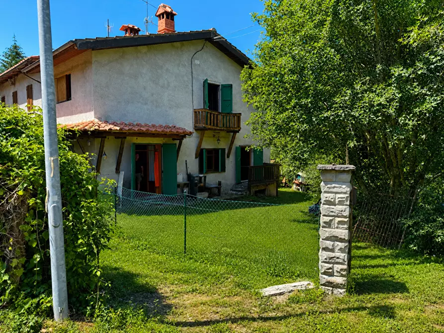Immagine 1 di Porzione di casa in vendita  a Castel San Niccolò