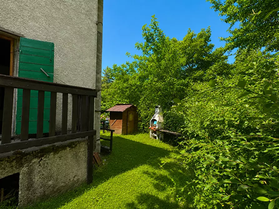 Immagine 2 di Porzione di casa in vendita  a Castel San Niccolò
