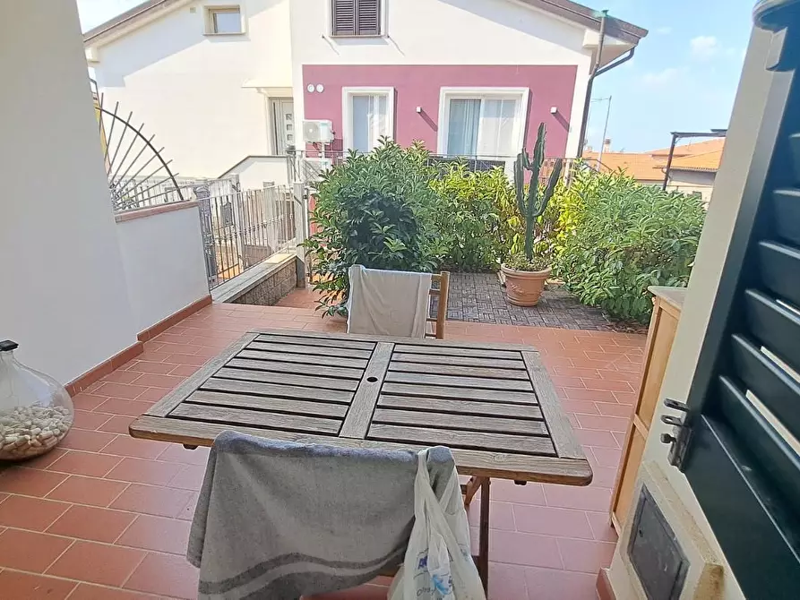 Immagine 2 di Appartamento in vendita  a Rosignano Marittimo