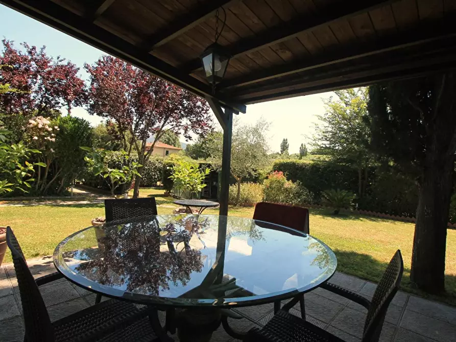 Immagine 4 di Casa colonica in vendita  a Vinci