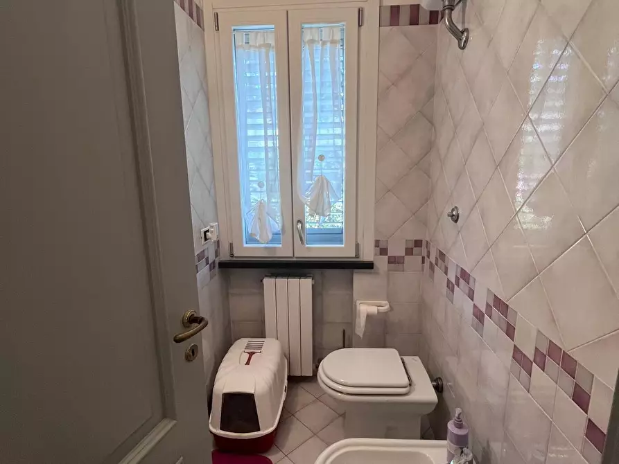 Immagine 12 di Villa in vendita  a Calcinaia