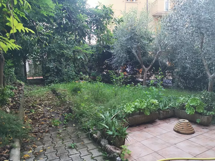 Immagine 19 di Appartamento in affitto  a La Spezia