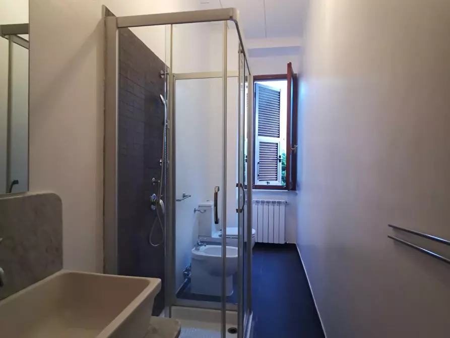 Immagine 14 di Appartamento in affitto  a La Spezia
