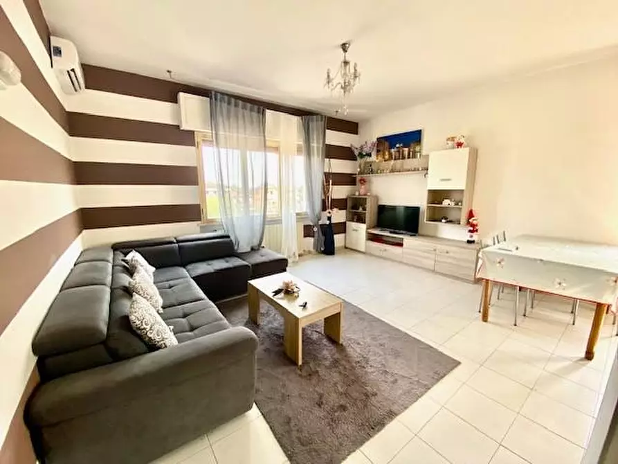 Immagine 2 di Appartamento in vendita  a Buggiano