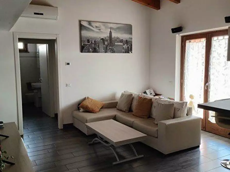 Immagine 6 di Appartamento in vendita  a Vermezzo