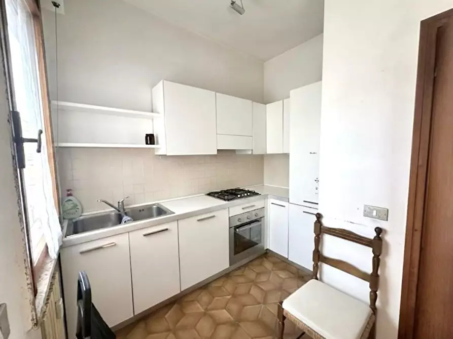 Immagine 2 di Appartamento in vendita  a Empoli