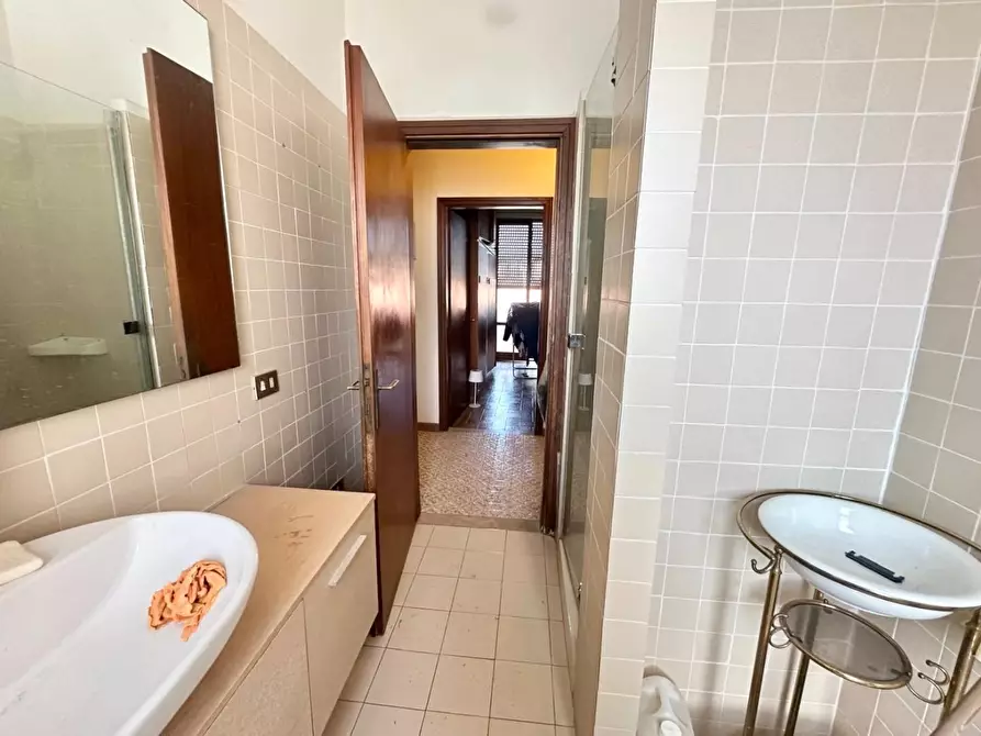 Immagine 17 di Appartamento in vendita  a Empoli