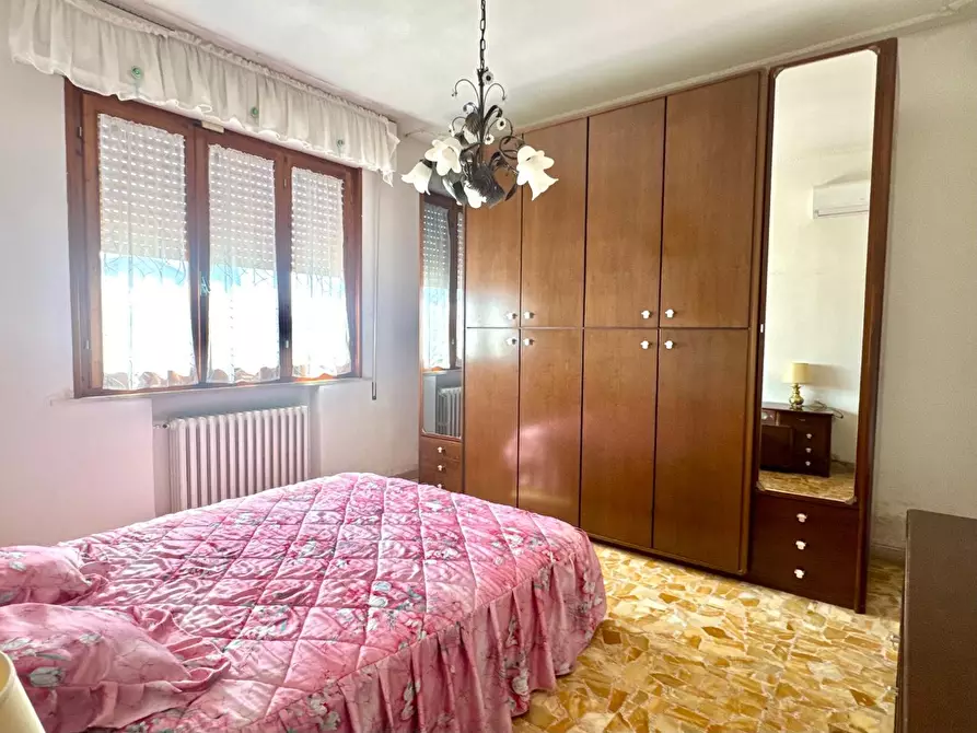 Immagine 27 di Appartamento in vendita  a Empoli