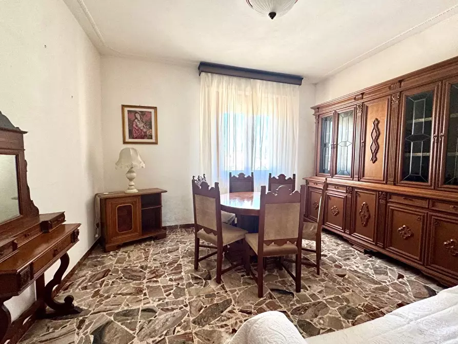 Immagine 11 di Appartamento in vendita  a Empoli