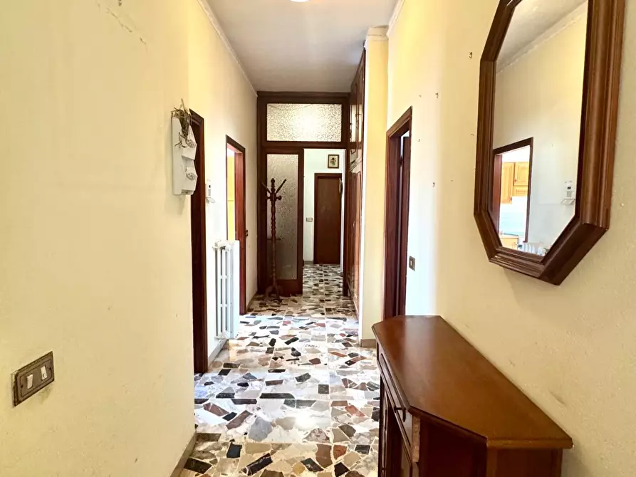 Immagine 4 di Appartamento in vendita  a Empoli