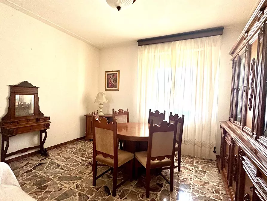 Immagine 10 di Appartamento in vendita  a Empoli