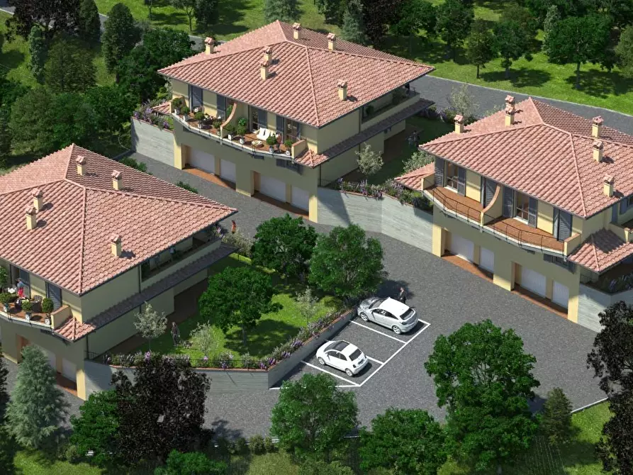 Immagine 3 di Terreno residenziale in vendita  a Chiusdino
