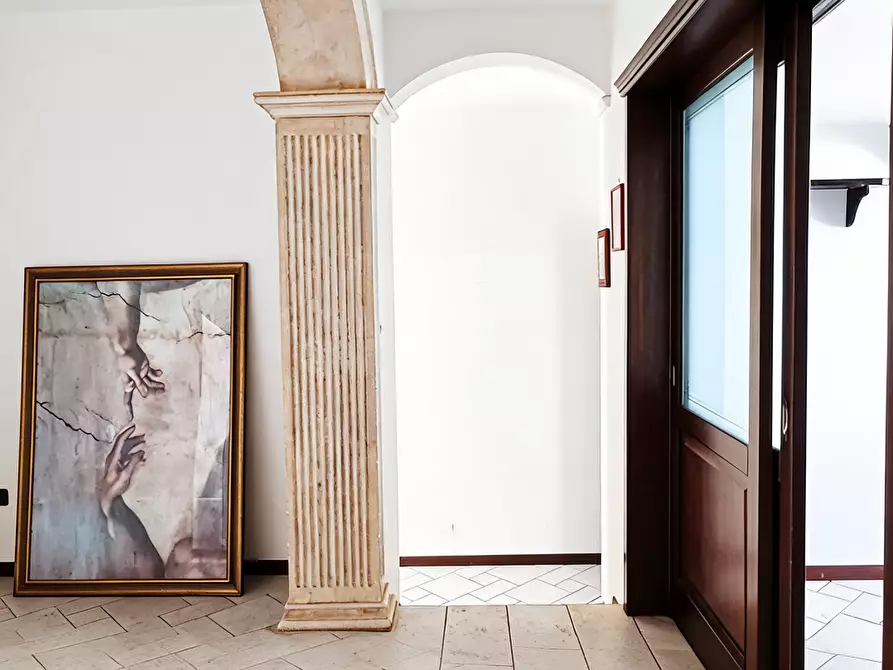 Immagine 2 di Casa indipendente in vendita  a Trepuzzi