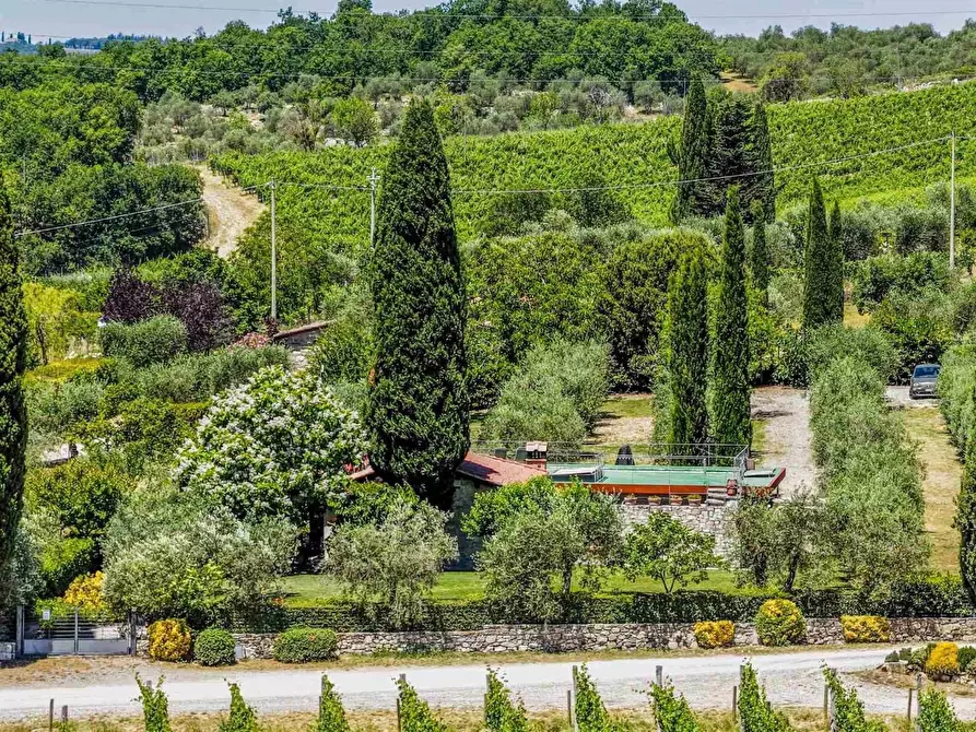 Immagine 4 di Casa indipendente in vendita  a Gaiole In Chianti