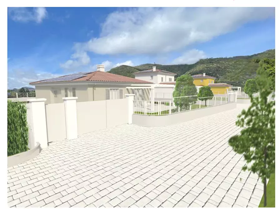 Immagine 1 di Terreno residenziale in vendita  a Ortonovo