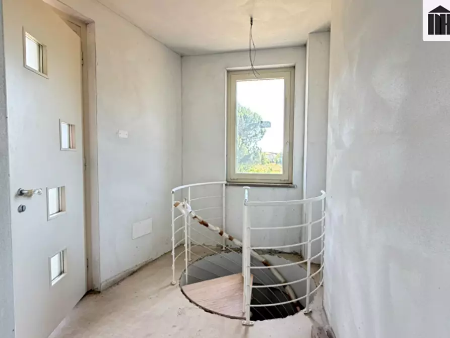 Immagine 25 di Appartamento in vendita  a Santa Croce Sull'arno