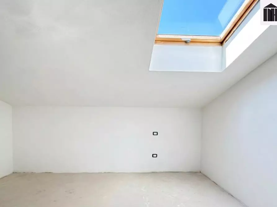 Immagine 23 di Appartamento in vendita  a Santa Croce Sull'arno