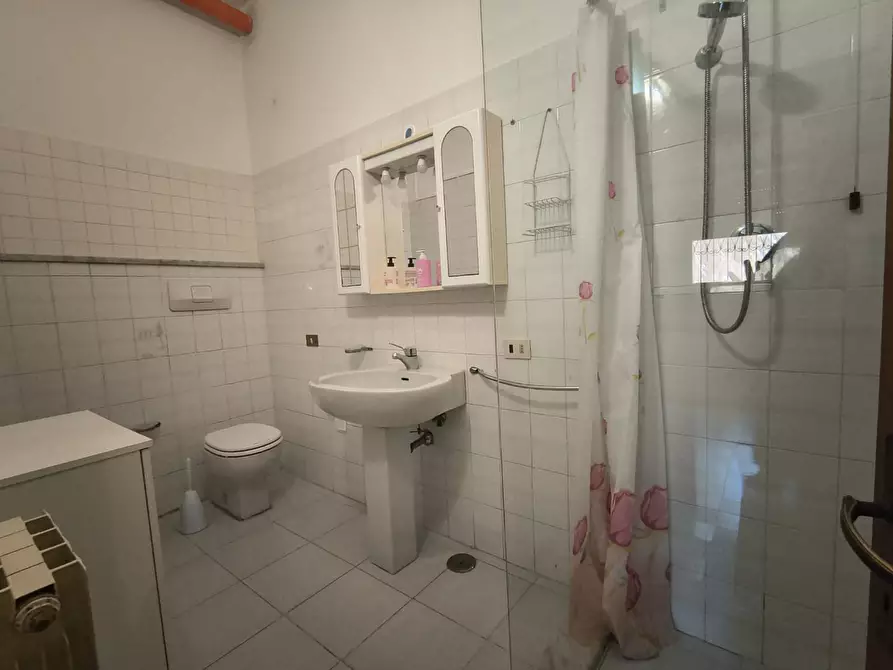 Immagine 2 di Appartamento in affitto  a Viareggio