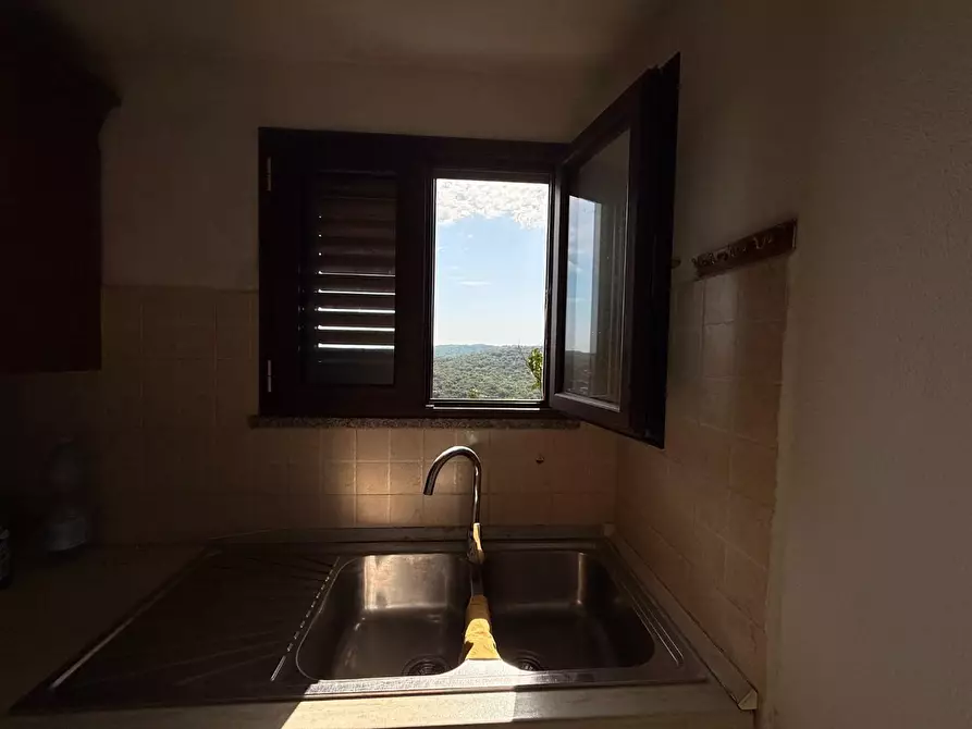 Immagine 11 di Casa indipendente in vendita  a Luogosanto