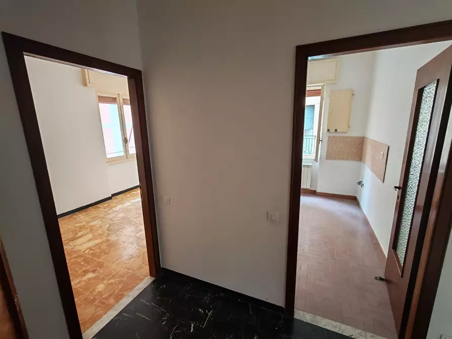 Immagine 7 di Appartamento in vendita  a Chiavari