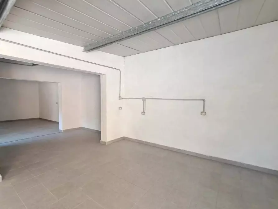 Immagine 14 di Appartamento in vendita  a Cascina