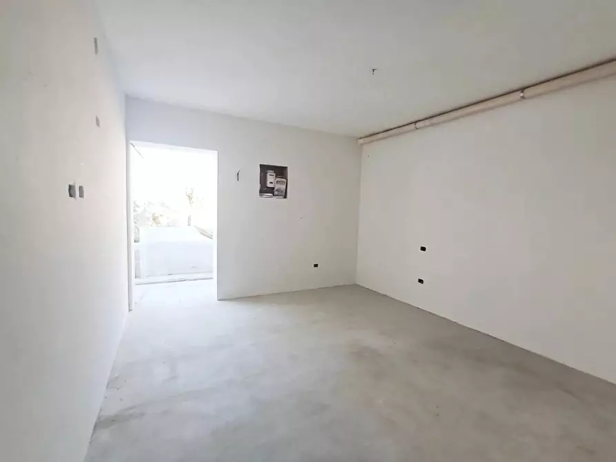 Immagine 7 di Appartamento in vendita  a Cascina