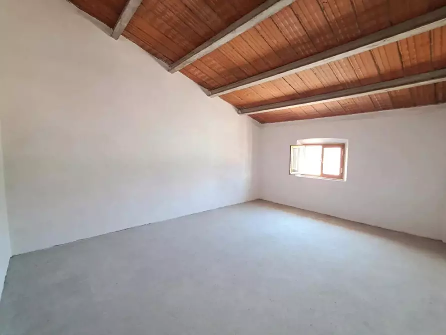 Immagine 40 di Appartamento in vendita  a Cascina