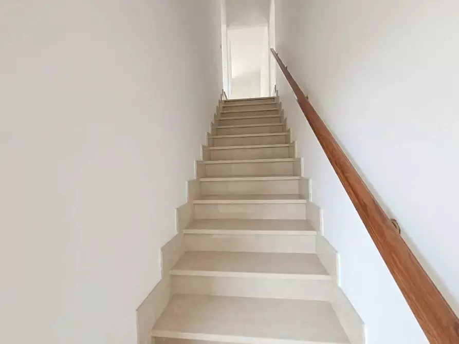 Immagine 17 di Appartamento in vendita  a Cascina