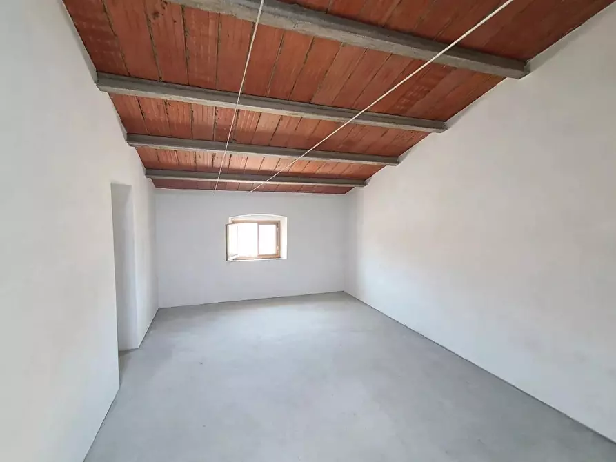 Immagine 31 di Appartamento in vendita  a Cascina