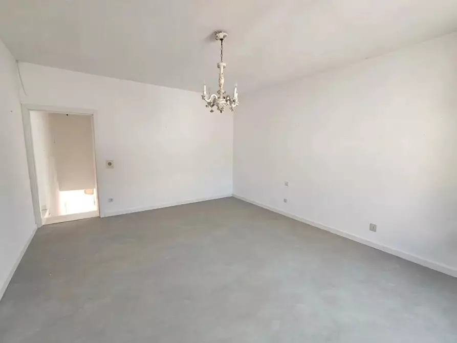 Immagine 28 di Appartamento in vendita  a Cascina