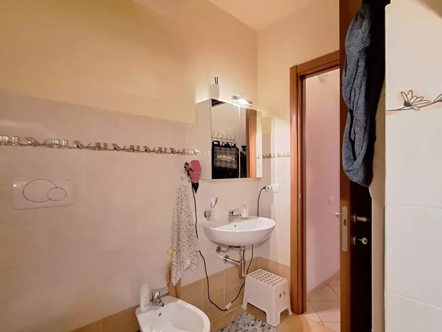 Immagine 13 di Villetta a schiera in vendita  a Calcinaia