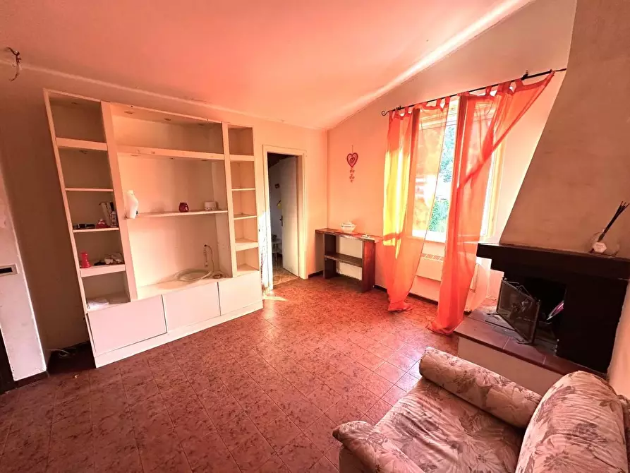 Immagine 1 di Mansarda in vendita  a Ameglia