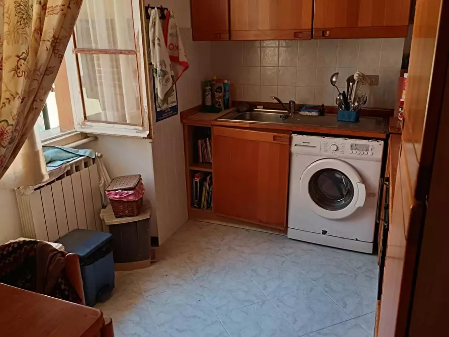 Immagine 10 di Appartamento in vendita  a La Spezia