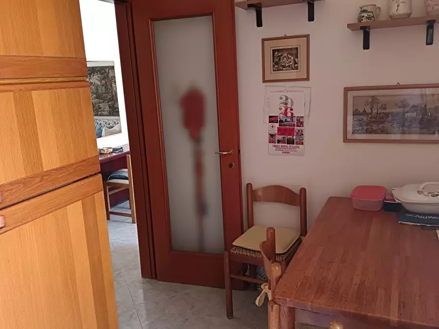 Immagine 11 di Appartamento in vendita  a La Spezia