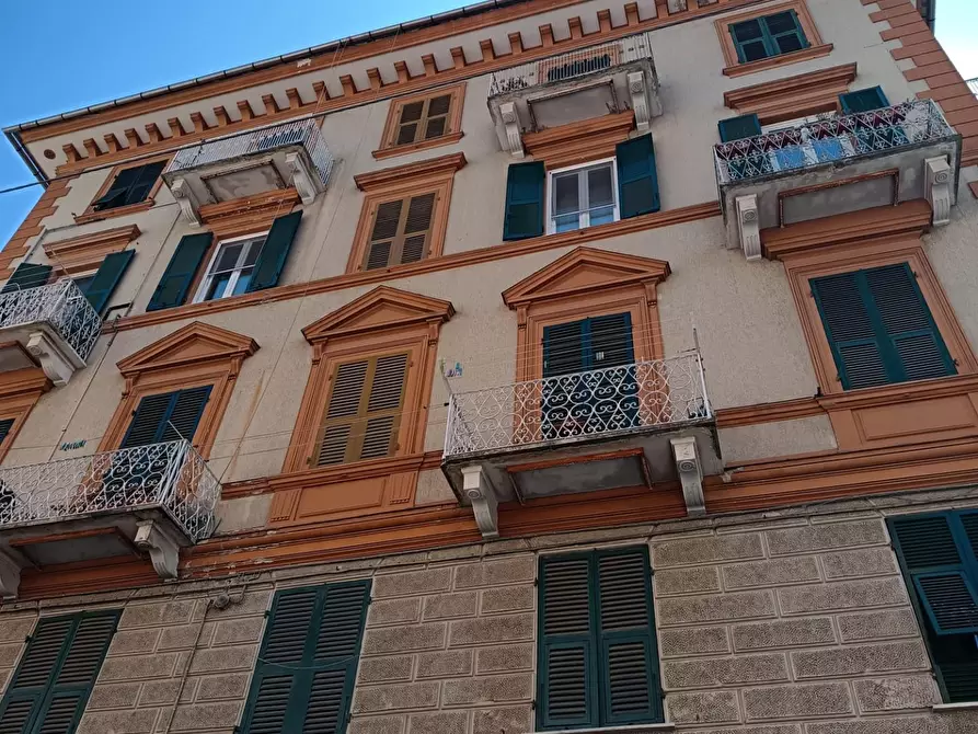 Immagine 1 di Appartamento in vendita  a La Spezia