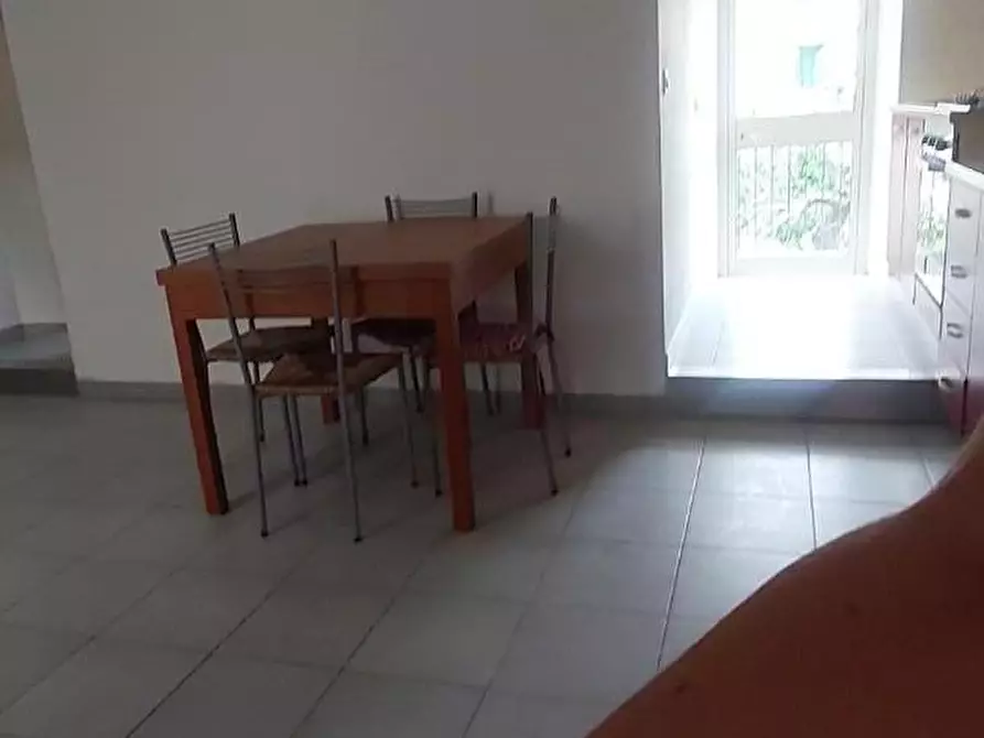 Immagine 4 di Appartamento in vendita  a Carrara