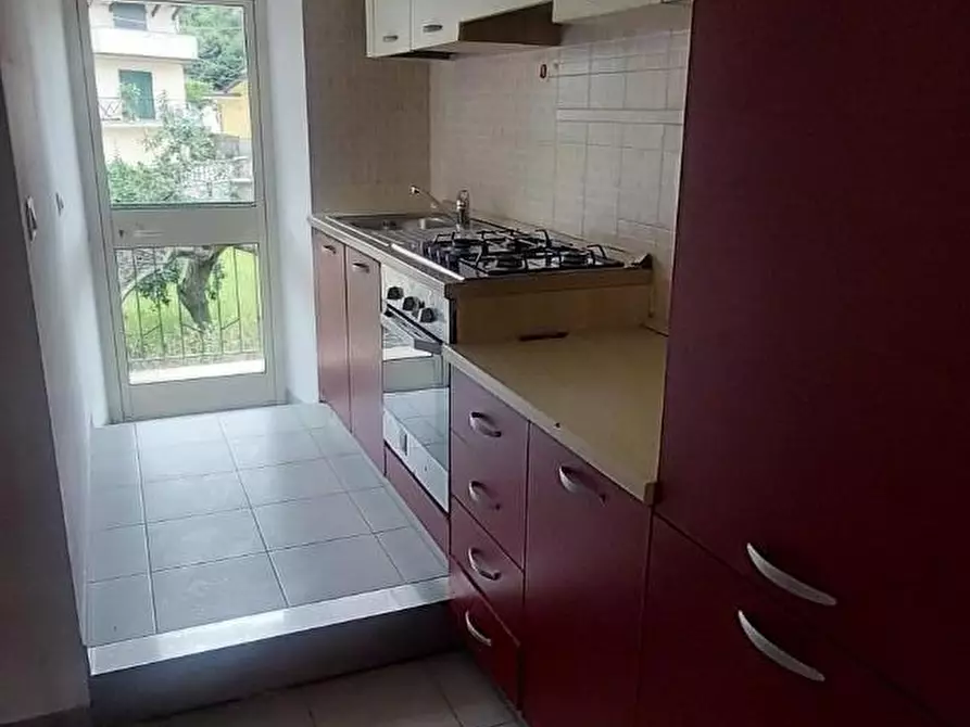 Immagine 5 di Appartamento in vendita  a Carrara