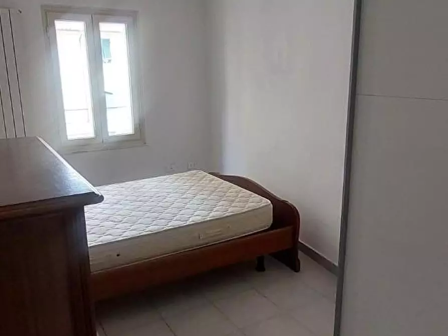 Immagine 13 di Appartamento in vendita  a Carrara