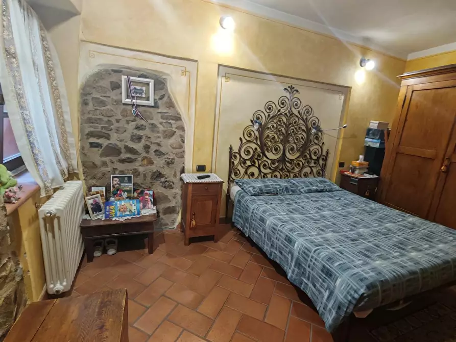 Immagine 21 di Appartamento in vendita  a Fosdinovo
