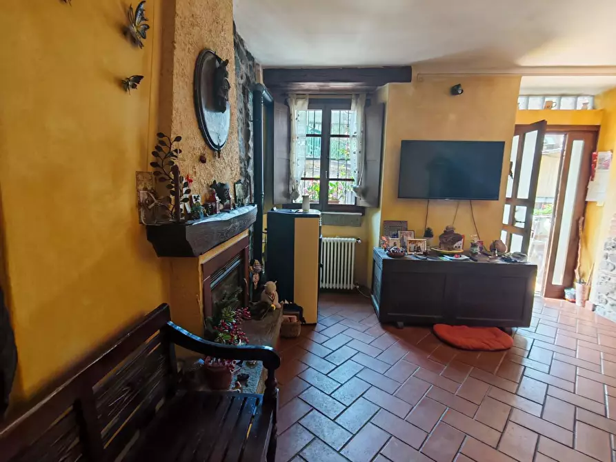 Immagine 24 di Appartamento in vendita  a Fosdinovo
