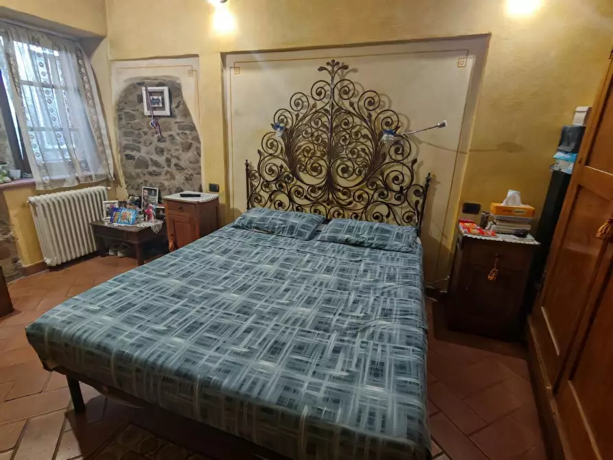 Immagine 19 di Appartamento in vendita  a Fosdinovo