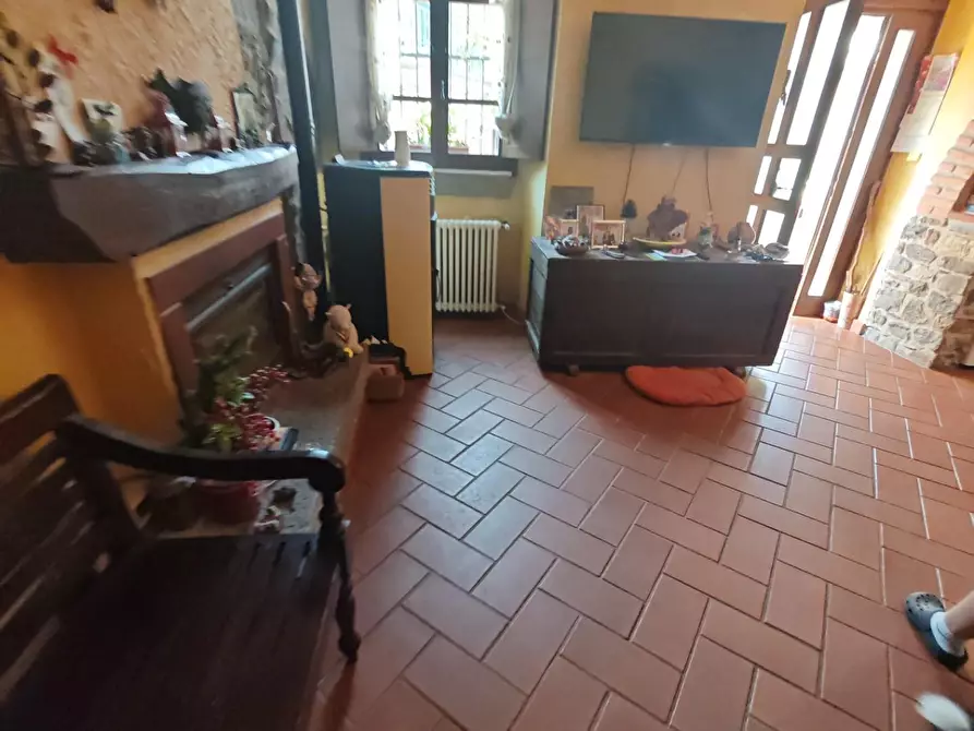 Immagine 38 di Appartamento in vendita  a Fosdinovo