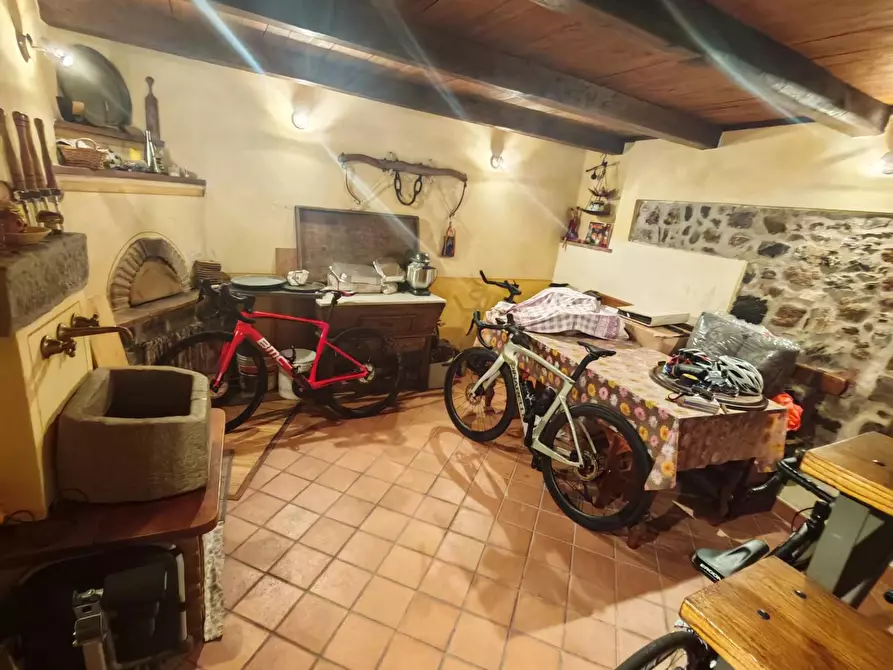 Immagine 36 di Appartamento in vendita  a Fosdinovo